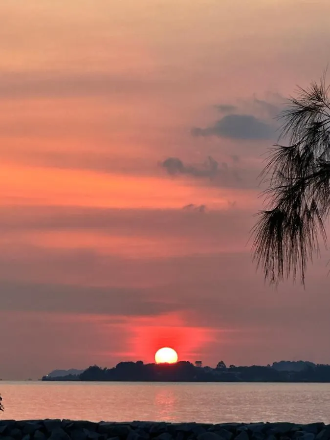 Beach N Breeze Glamping Malacca 0*,  Malaysia